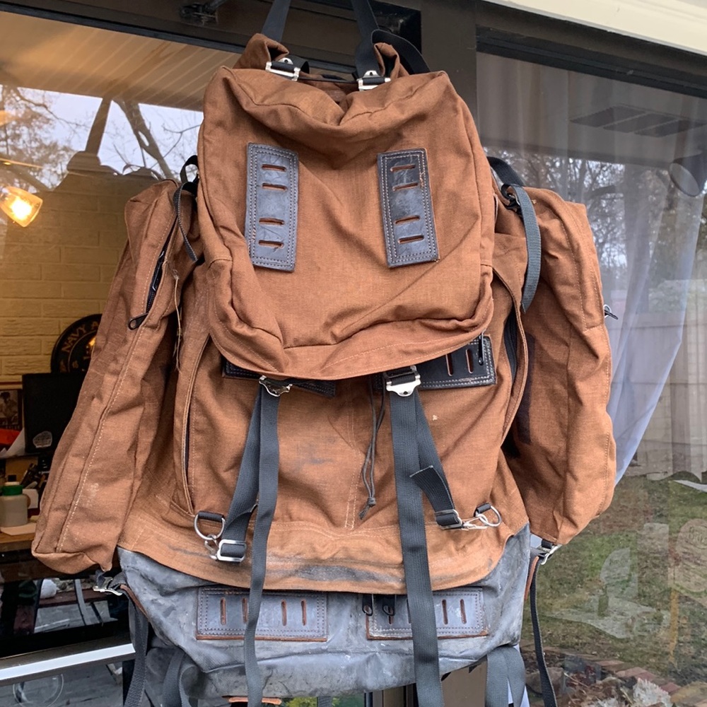 Vintage 1997 Wayne Gregory Backpack